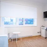 Mustamaee Next To Shops & Cinema - Free Parking Apartment *