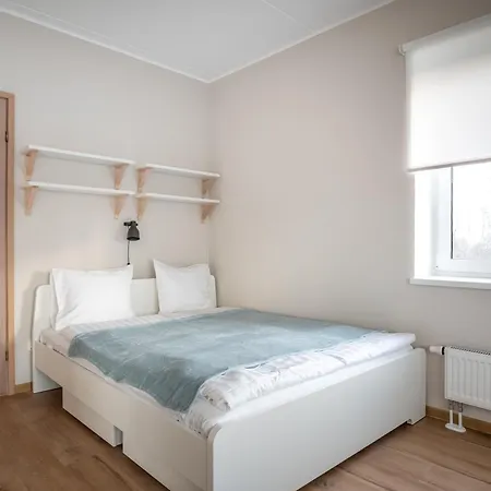 Апартаменты Spacious Mustamaee - Free Parking Таллин