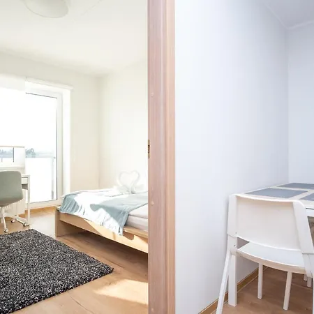 Apartment Spacious Mustamaee - Free Parking Tallinn