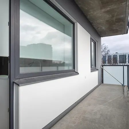 Апартаменты Spacious Mustamaee - Free Parking