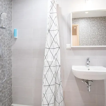 Mustamaee Next To Shops & Cinema - Free Parking Tallinn