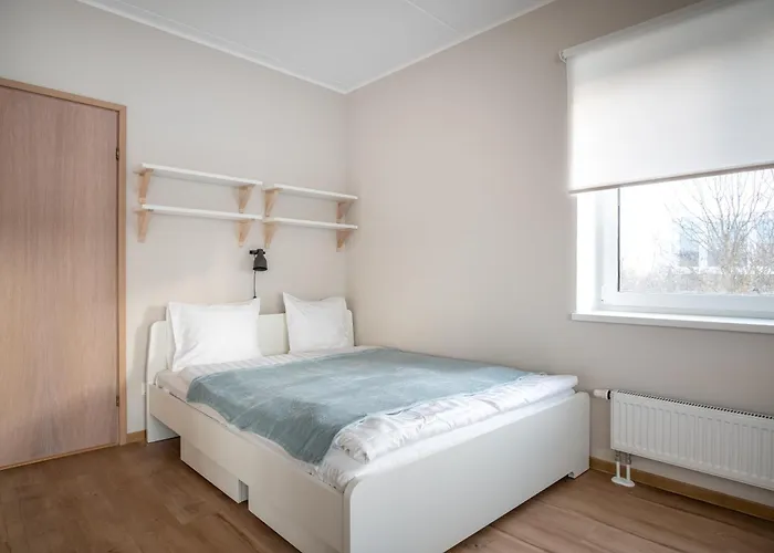 Apartment Spacious Mustamaee - Free Parking Tallinn