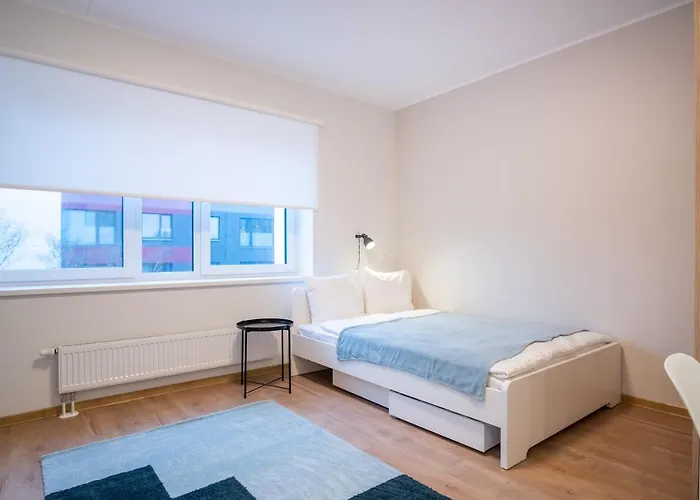 Апартаменты Spacious Mustamaee - Free Parking